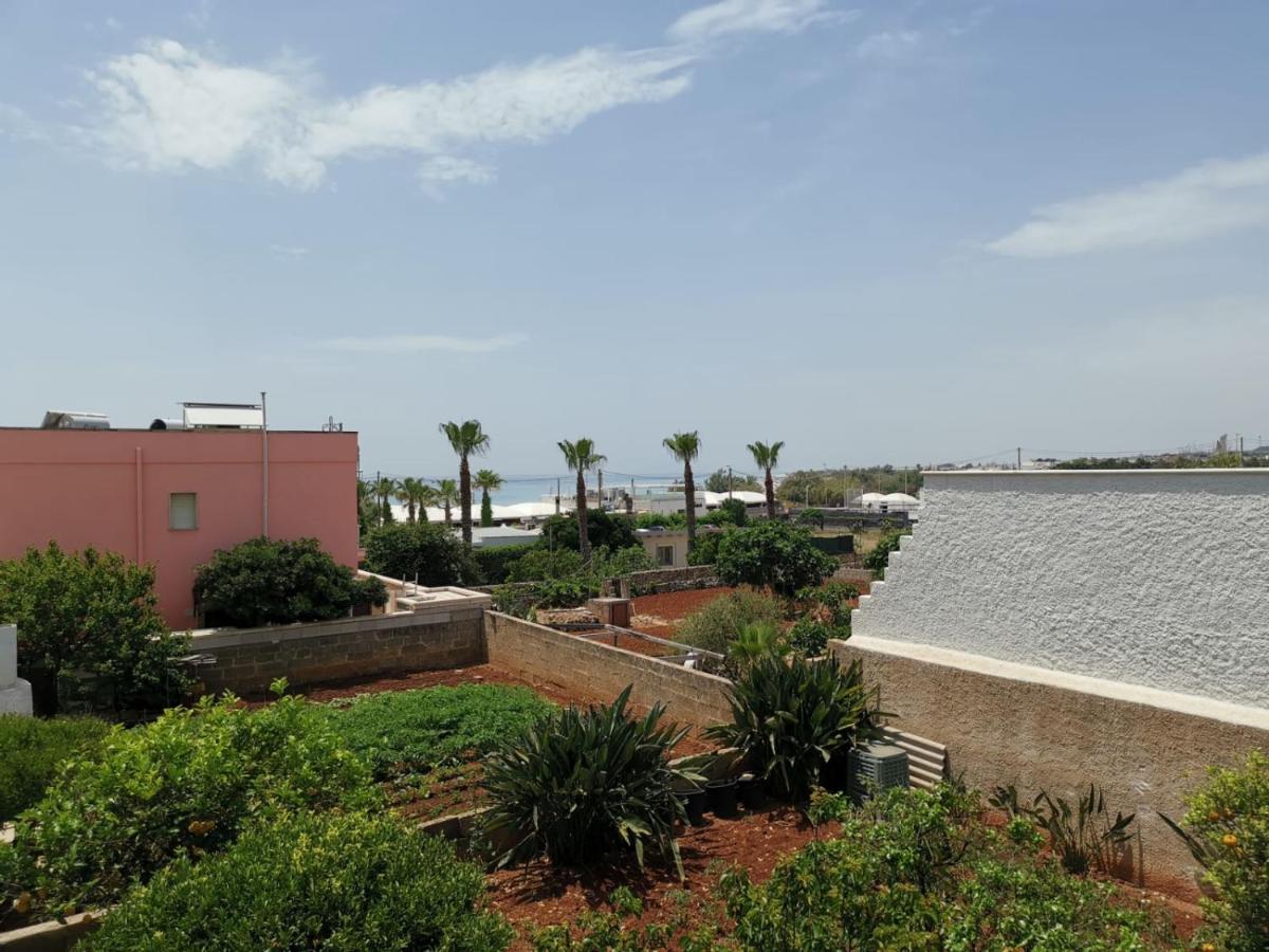 Ferienwohnung Casa Tramonto Vista Mare Marina Di Pescoluse Exterior foto